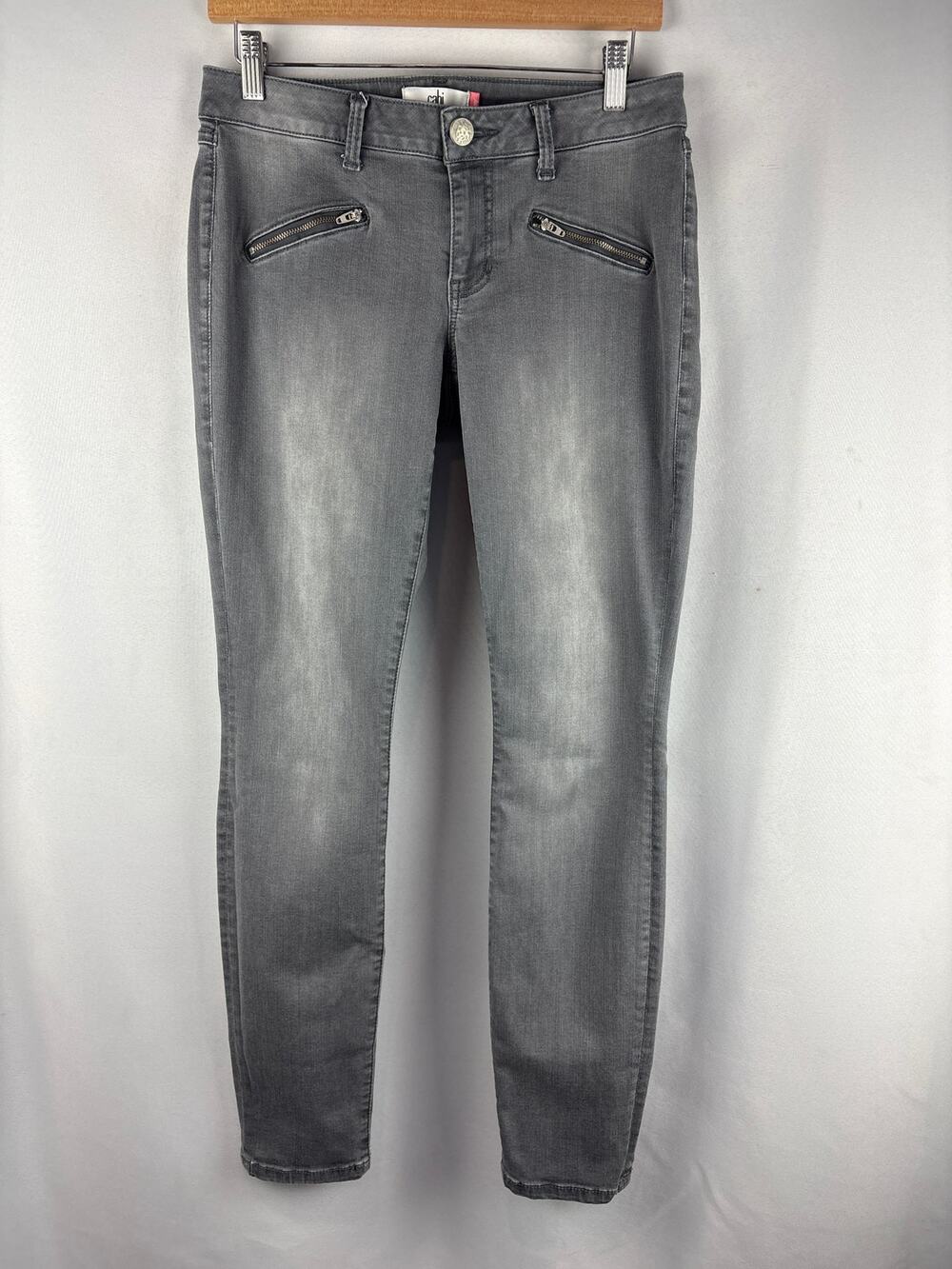 Women’s Cabi Size 6 Light Gray Skinny Jeans
